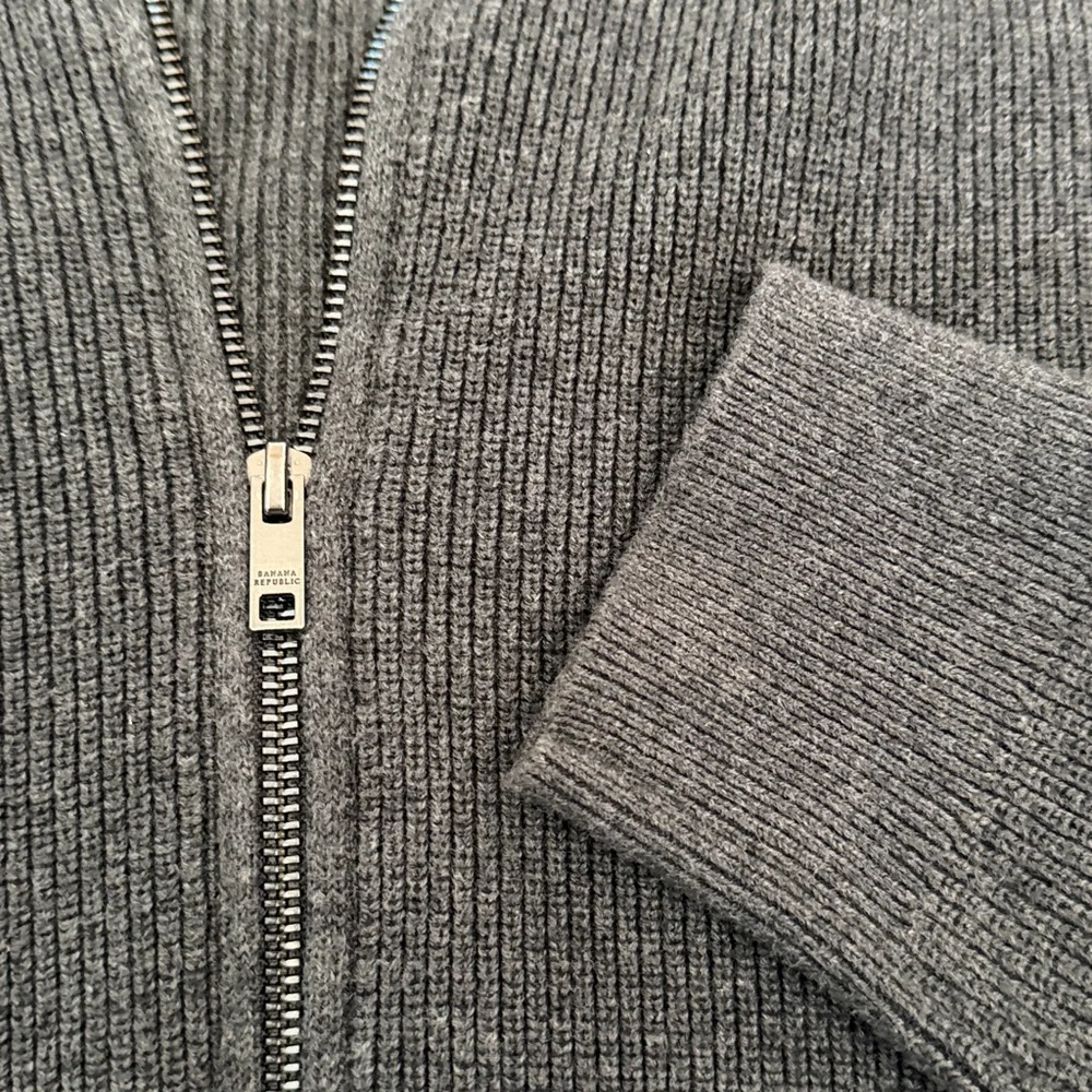 Banana Republic Full Zip Charcoal Grey Knit Cardigan Men’s Medium - Picture 4 of 8